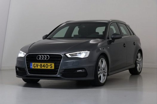 Audi A3 Sportback - 1.6 TDI 110 PK 6-Bak Sportback S-Line - 1