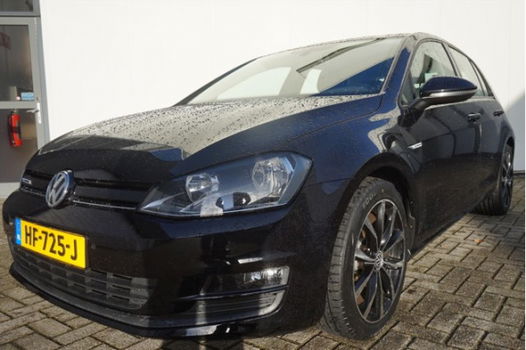 Volkswagen Golf - 1.0 TSI 115pk Comfortline | Navigatie | Pdc | Clima | Bluetooth | Dab - 1