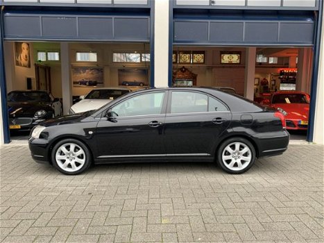 Toyota Avensis - 2.0 VVTi Linea Luna - 1