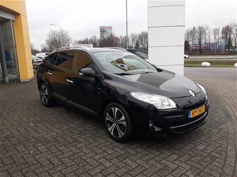 Renault Mégane Estate - TCe 130 Bose | Stoelverwarming | Navigatie | Bluetooth | - 1