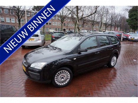 Ford Focus Wagon - 1.4-16V Ambiente bij 153.512 km nieuw distributieriem gedaan - 1