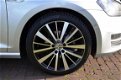 Volkswagen Golf - 1.6 TDI Highline BlueMotion Navi/Xenon/leder/Pdc/Ecc/Cr-Controle/Privacy-Glas/18-I - 1 - Thumbnail