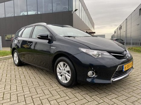 Toyota Auris Touring Sports - 1.8 Hybrid Aspiration NAVIGATIE/ INCL 6 MAANDEN GARANTIE - 1