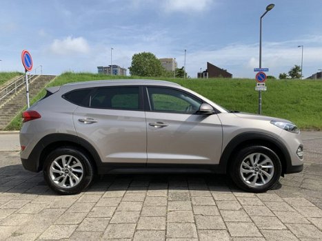 Hyundai Tucson - 1.6 Comfort Navigatie Camera Pdc Stuurverw - 1