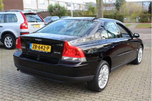 Volvo S60 - 2.4 BiFuel €6950, - netto Xenon RTI Youngtimer - 1