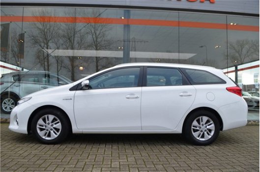 Toyota Auris Touring Sports - 1.8 Hybrid Aspiration, NL Auto, Dealeronderhouden, Camera, Clima, Lich - 1