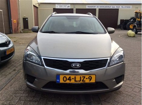 Kia Cee'd Sporty Wagon - Ceed 1.6 CVVT X-TRA - bj. 2010 - 1