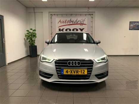 Audi A3 Sportback - 1.2 TFSI Ambition Pro Line S * Automaat / Xenon / Navigatie / Stoelverwarming - 1