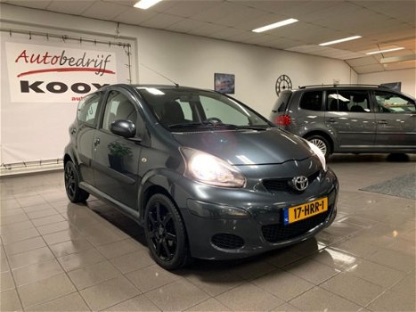 Toyota Aygo - 1.0-12V Comfort * Airco / 5 Deurs / NL Auto - 1