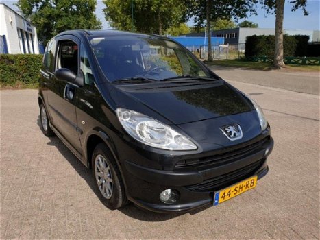 Peugeot 1007 - 1.4, Apk 12-20 E 750 Sloop Premie Zondag Open - 1