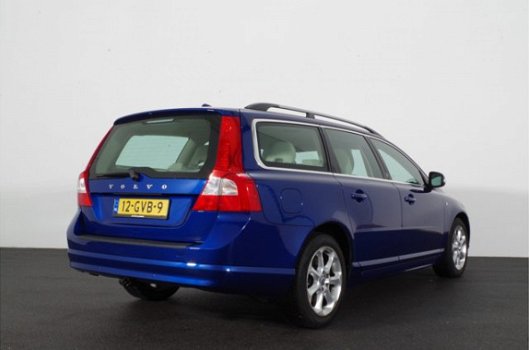 Volvo V70 - 2.0D 136PK ocean race edition > leer | xenon | trekhaak | cruise control | parkeersensor - 1