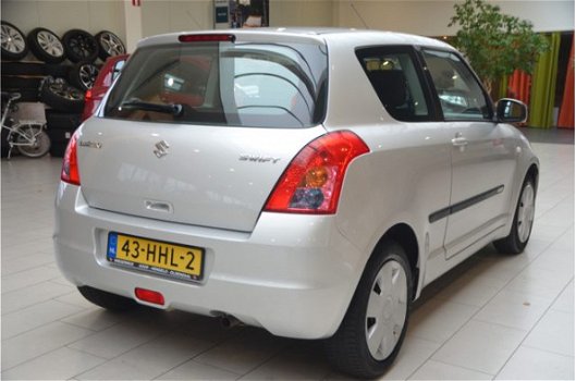 Suzuki Swift - 1.3 Comfort [ AIRCO | DEALER ONDERHOUDEN | LAGE KILOMETER ] - 1