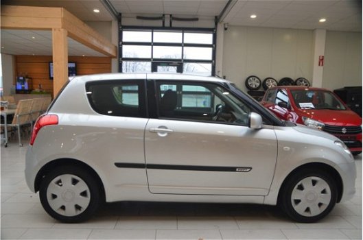 Suzuki Swift - 1.3 Comfort [ AIRCO | DEALER ONDERHOUDEN | LAGE KILOMETER ] - 1