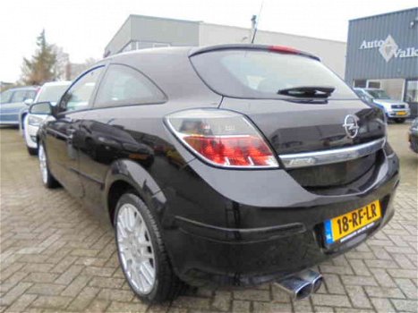 Opel Astra GTC - 1.6 GTC, NAP, LM velgen, Apk tot 21-11-2020 - 1
