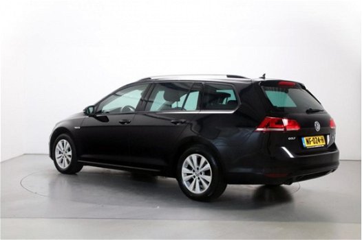 Volkswagen Golf Variant - 1.0 TSI Connected Series Navigatie DAB+ Camera Parkeersensoren Climate Con - 1