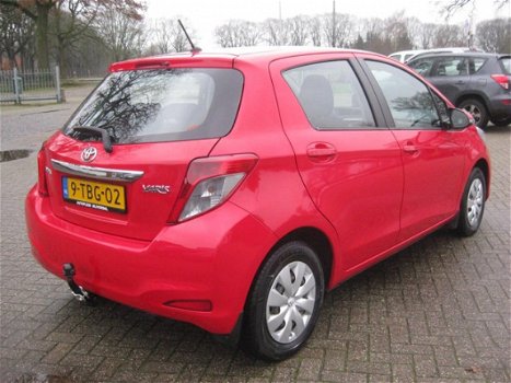 Toyota Yaris - 1.0 VVT-i Now Nette en zuinige yaris met cruise controle en trekhaak - 1