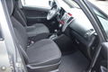 Kia Venga - 1.6i Automaat Executive ECC, Cruise, 1e eigenaar - 1 - Thumbnail