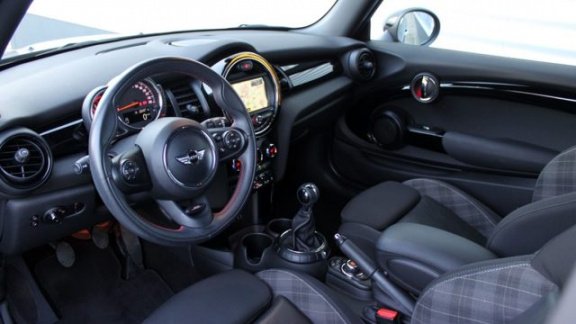 Mini Mini Cooper - Navigatie, Xenon, Donkere Dakhemel, Cruise Control - 1