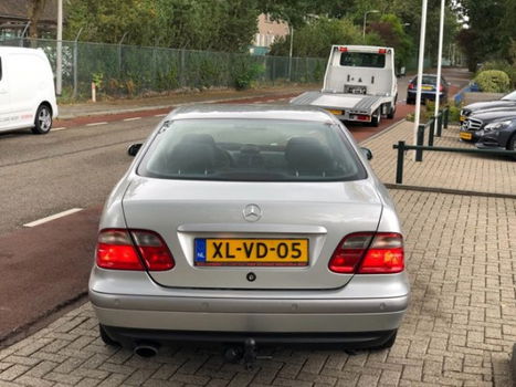 Mercedes-Benz CLK-Klasse - 200 ELEGANCE / CLIMA / PDC / € 1.650, - 1