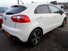 Kia Rio - 1.2 CVVT Design Edition