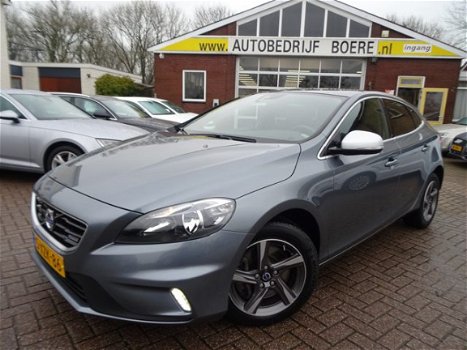 Volvo V40 - 2.0 D4 190pk R-Design Pano-Dak, Navi, Pdc - 1