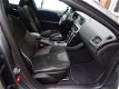 Volvo V40 - 2.0 D4 190pk R-Design Pano-Dak, Navi, Pdc - 1 - Thumbnail