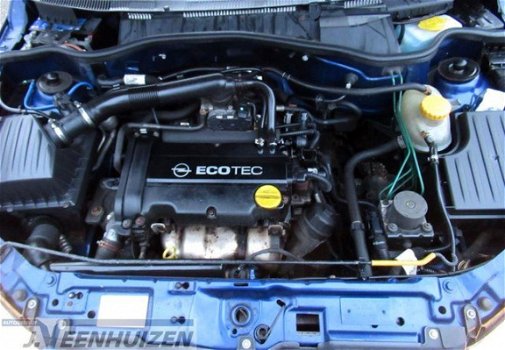 Opel Corsa - 1.2-16V Rhythm Bj'04 Airco, Nieuwe APK - 1