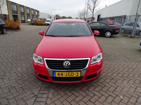 Volkswagen Passat - 1.4 TSI Comfortline AUTOMAAT, PDC, NAVIGATIE, - 1