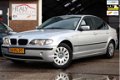 BMW 3-serie - 316i Black&Silver II 161dkm|NL auto|Sport Stln|Clima|Cruise - 1 - Thumbnail