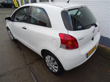 Toyota Yaris - 1.3 VVTi Comfort - 1