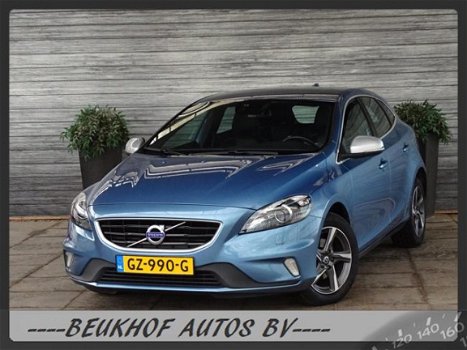 Volvo V40 - 2.0 D2 R-Design Business Airco Leer Xenon Stoelverwarming - 1