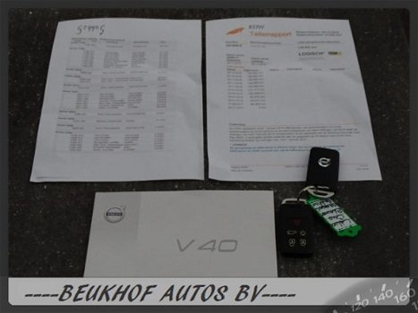 Volvo V40 - 2.0 D2 R-Design Business Airco Leer Xenon Stoelverwarming - 1