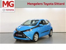 Toyota Aygo - 1.0 VVT-i x-play Airco | Camera |