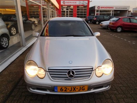 Mercedes-Benz C-klasse Sportcoupé - 180 K. 3 EIGENAAR MET 143.000 KM - 1