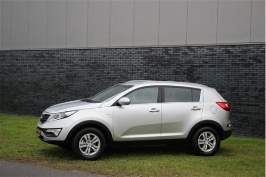 Kia Sportage - 1.6 GDI Vibe Navigatie, Parkeercamera, Lichtmetalen velgen - 1