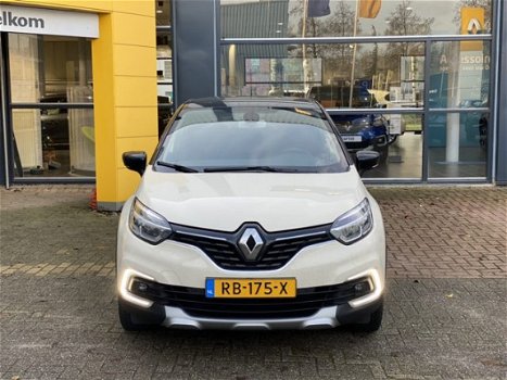 Renault Captur - 1.2 TCe Intens 120PK /Trekhaak/Navi/Clima/Camera - 1