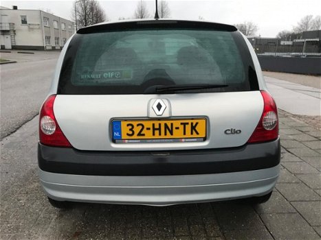 Renault Clio - 1.4-16V Expression nieuwe apk bij aflevering - 1