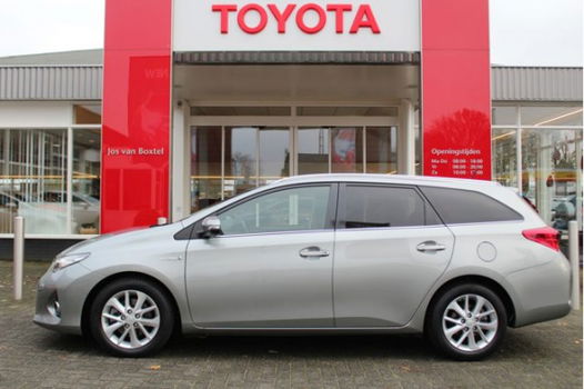 Toyota Auris Touring Sports - 1.8 Hybrid Lease PANORAMADAK/ NAVI/ CRUISE/ ECC/ CAMERA - 1