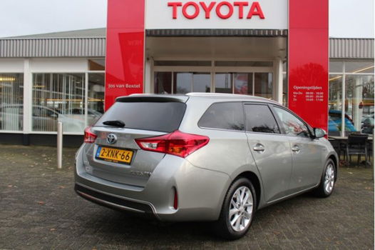 Toyota Auris Touring Sports - 1.8 Hybrid Lease PANORAMADAK/ NAVI/ CRUISE/ ECC/ CAMERA - 1