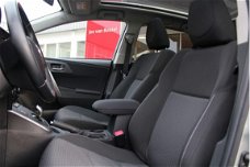 Toyota Auris Touring Sports - 1.8 Hybrid Lease PANORAMADAK/ NAVI/ CRUISE/ ECC/ CAMERA