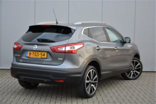 Nissan Qashqai - 1.2 DIG-T 115 Pk Tekna Navigatie, Panoramadak, Leder, AVM, 19