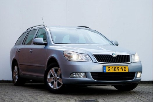 Skoda Octavia Combi - 1.4 TSI Elegance 2010 DSG Schuifdak Automaat - 1