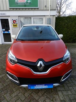 Renault Captur - 1.2 TCe Helly Hansen - AUTOMAAT - Climate Contr. - Park.Sens. - Navigatie - CruiseC - 1