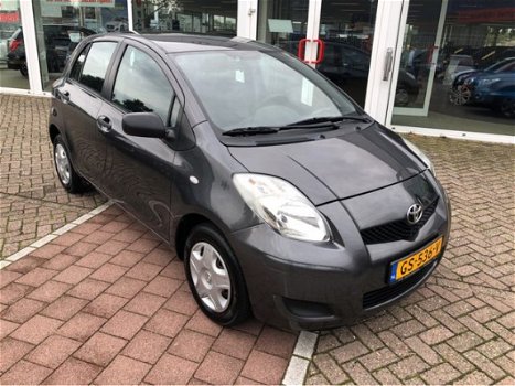 Toyota Yaris - 1.0 VVTi Acces 5-deuren, airco, radio CD - 1