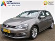 Volkswagen Golf - 1.0 Tsi Comfortline / Navi / Cruise / Pdc V +A / Incl 6 maand BOVAG garantie , - 1 - Thumbnail