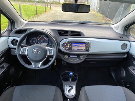 Toyota Yaris - 1.5 Full Hybrid Aspiration Navi|Clima|Bluetooth - 1