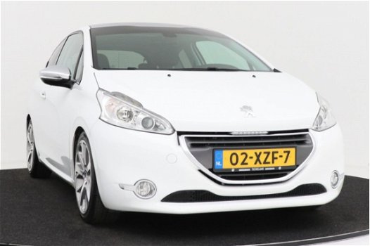 Peugeot 208 - 1.6 THP Allure 156 pk | Panoramadak | Navi | PDC | GTi Look - 1