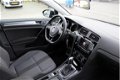 Volkswagen Golf - 1.4 TSI Highline R-Line Automaat/Navigatie/Climate controle/Cruise controle/Parkee - 1 - Thumbnail