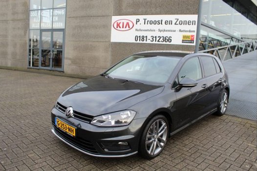 Volkswagen Golf - 1.4 TSI Highline R-Line Automaat/Navigatie/Climate controle/Cruise controle/Parkee - 1