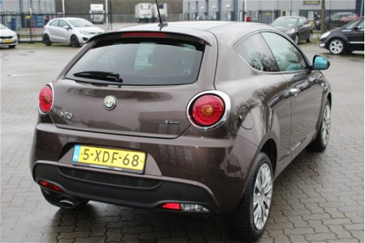 Alfa Romeo MiTo - 1.3 JTDm ECO Esclusivo Euro 5 airco, climate control, navigatie, radio cd speler, - 1